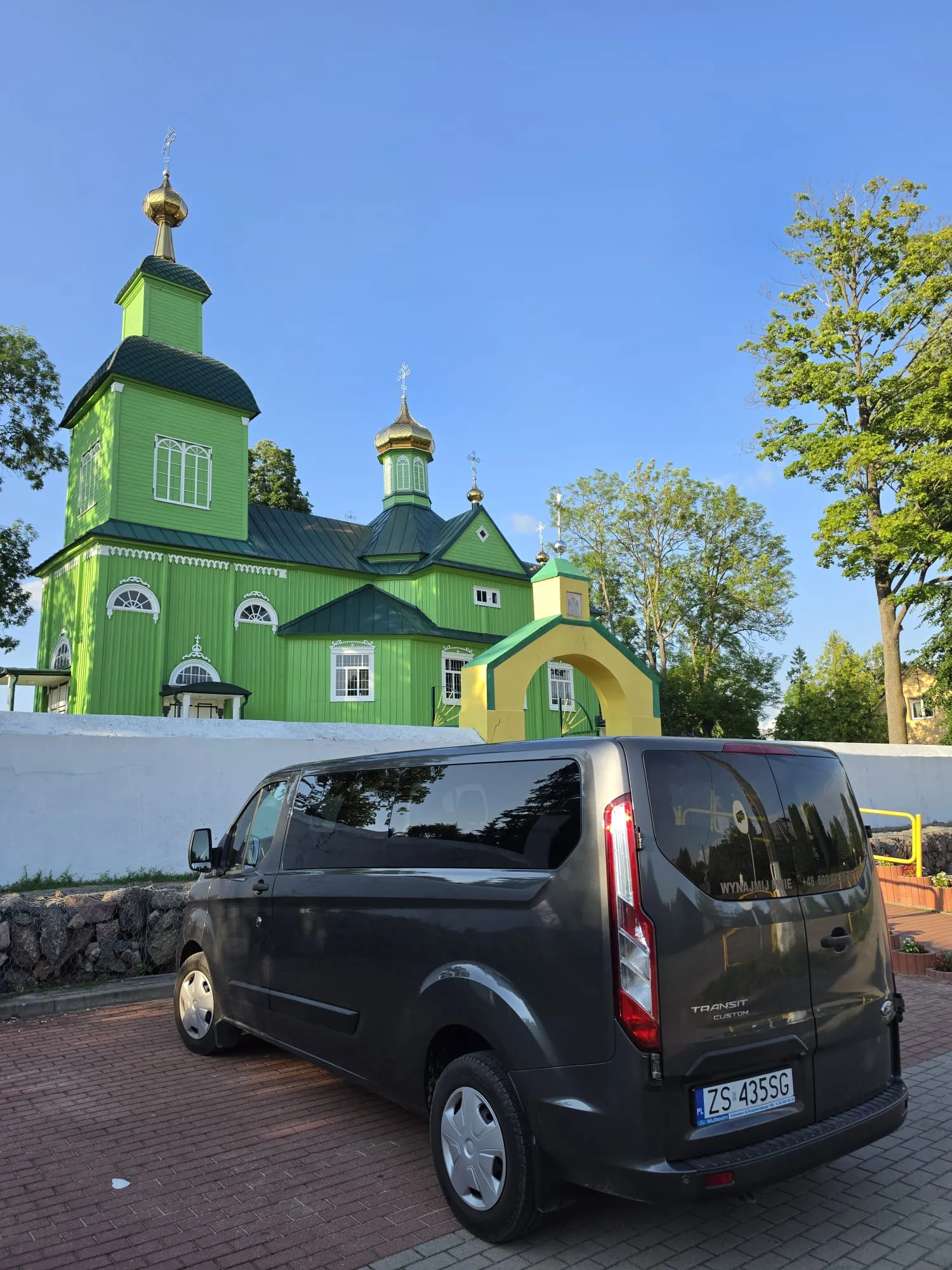 Samochód pionowo 1